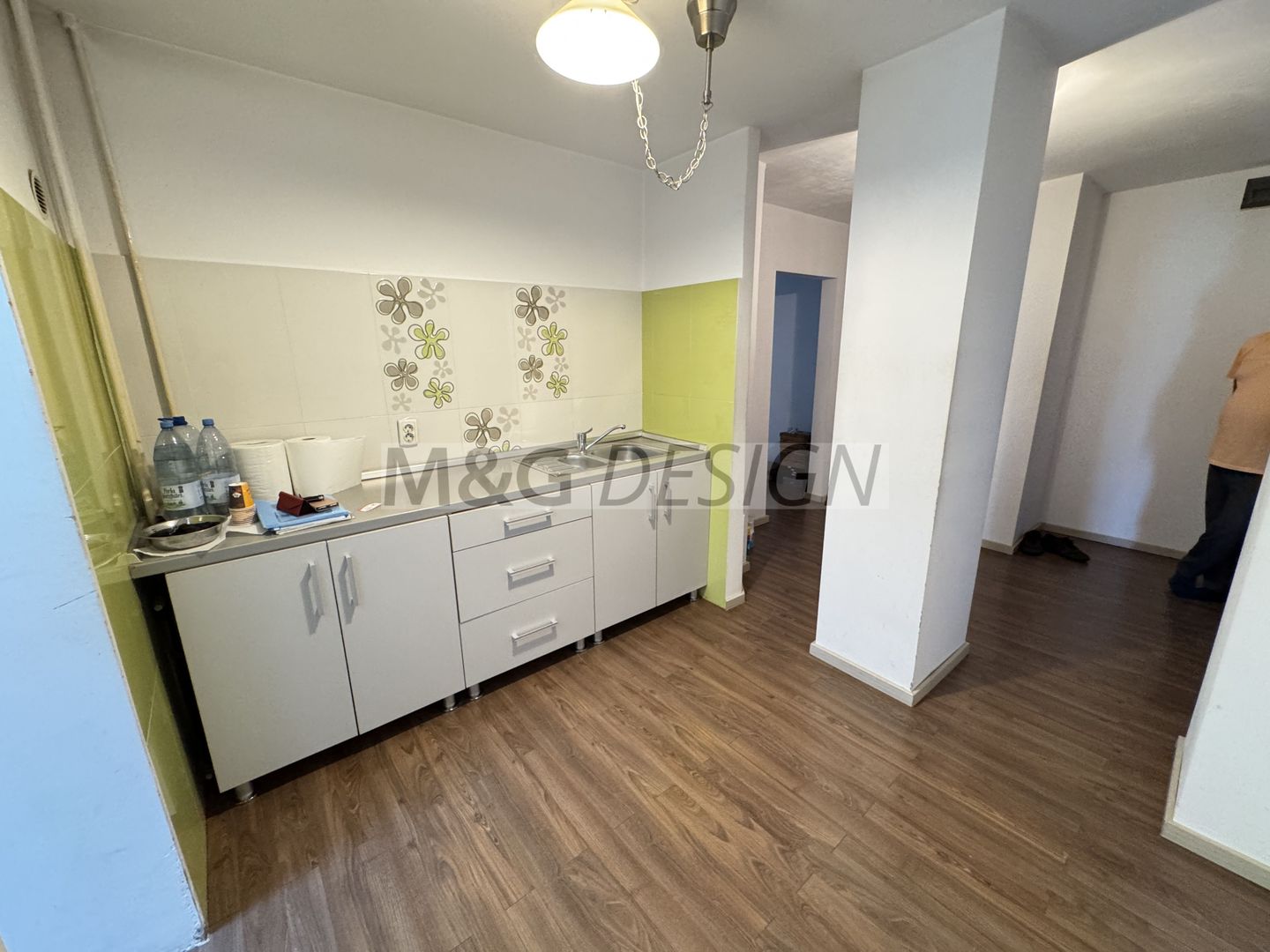 Apartament 3 camere zona Andrei Saguna etaj 2 - Poză 2