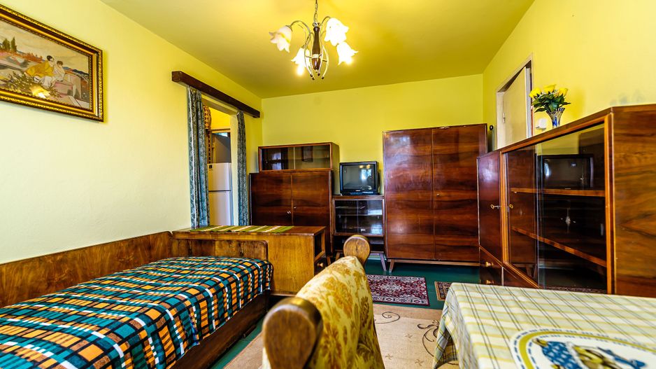 Apartament cu 3 camere , zona Fortuna - Poză 4