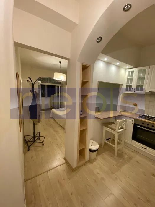 OCAZIE VANZARE GARSONIERA BOEMA 30MP ROMANA UNIVERSITATE ATENEU ULTRACENTRAL - Poză 4