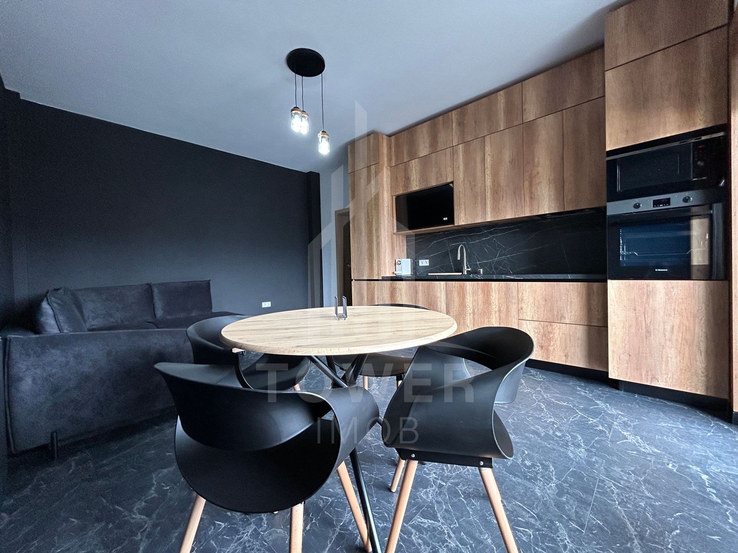 Apartament 3 camere cu loc de parcare și terasă de vânzare - Poză 2
