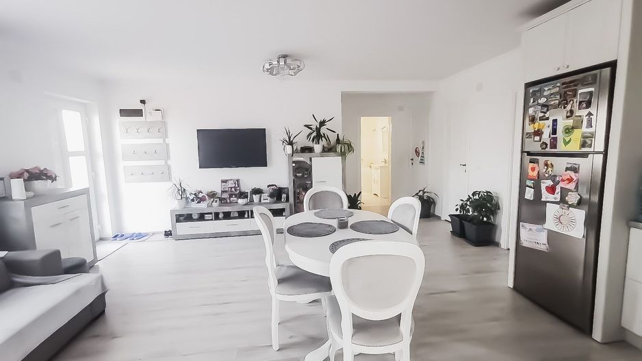 Casa Osorhei teren 800 mp comision 0 preț 199000 € - Poză 1