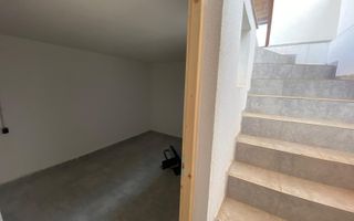 CASA SPATIOASA 4 DORMITOARE 100 M UTILI ZONA CAPSUNARIE DAMILA - Poză 13