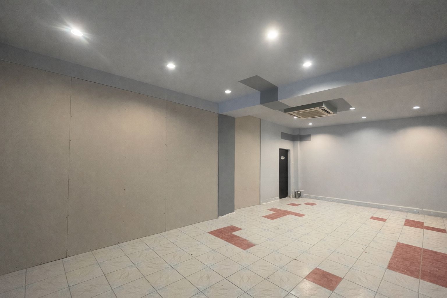 Spatiu Comercial | Ultracentral | 70 MP  | Trafic Intens | Cajvana - Poză 5