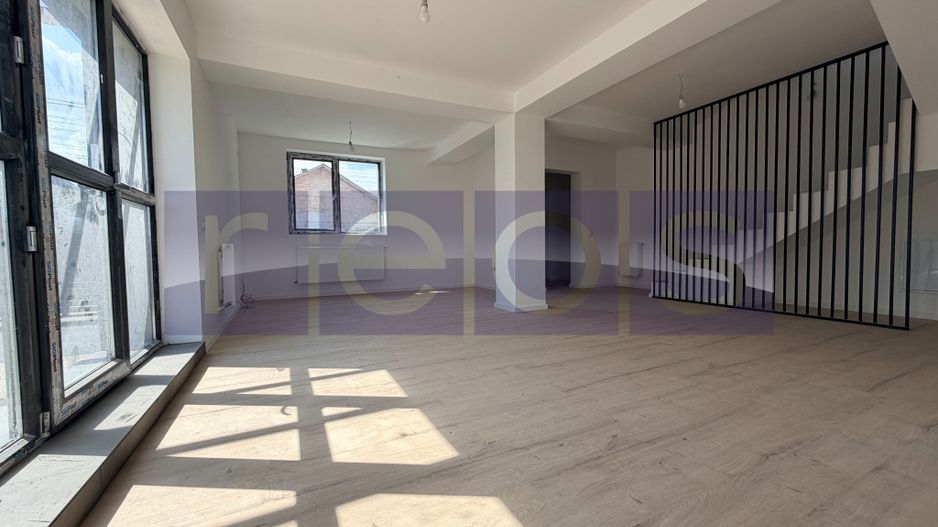 VANZARE VILA P+1+M | 170 MP UTILI | 6 CAMERE | BALOTESTI | - Poză 1