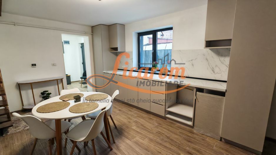 Casa P+E zona Astra-Racadau,4 camere,curte comuna.Comision 0 - Poză 1