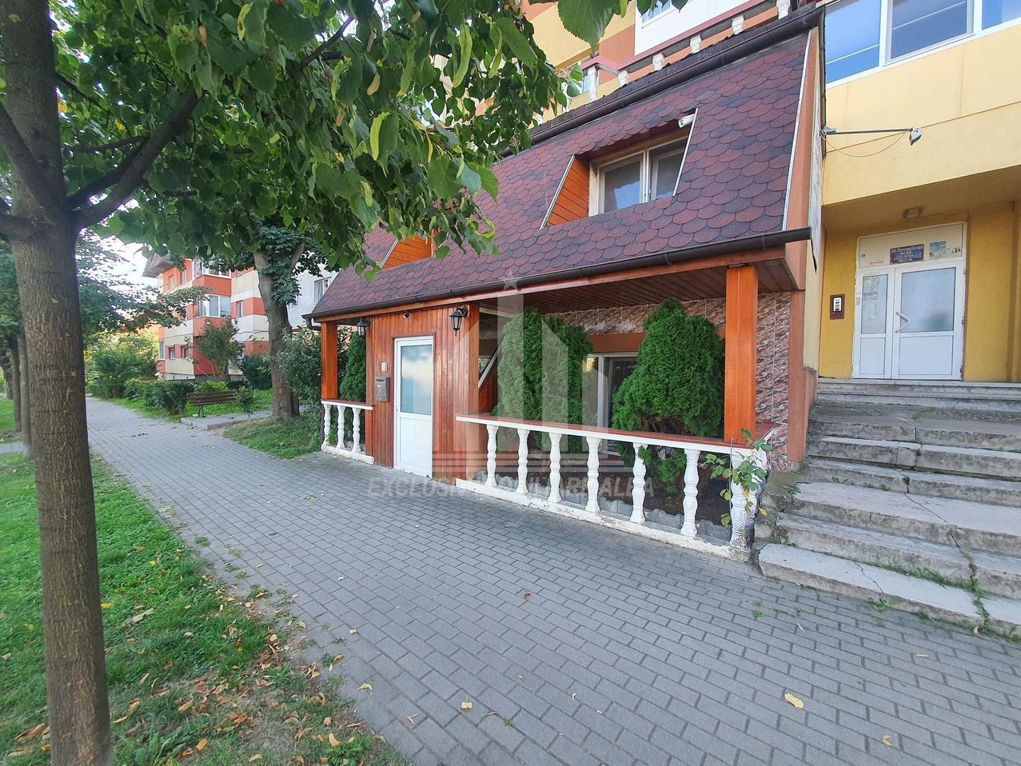 Spatiu comercial de vanzare, Tolstoi - Poză 2