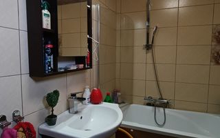 Casă | 120 MPU | 3 camere | Central - Poză 18