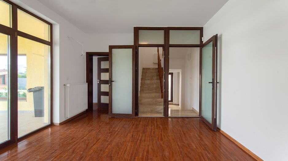 Casa/Vila cu 6 camere ideala rezidential/comerical Ciarda COMISION 0% - Poză 5