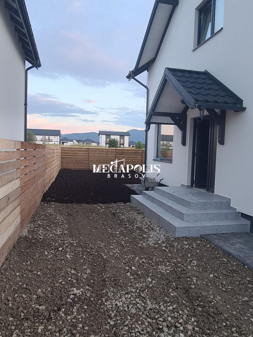 Casă Individuala 4 CAMERE de vânzare în Cartier Izvor - Poză 5