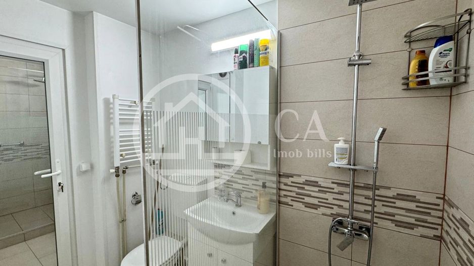 Apartament cu 3 camere de vanzare Str. Banatului Zona  Velenta, Oradea - Poză 12