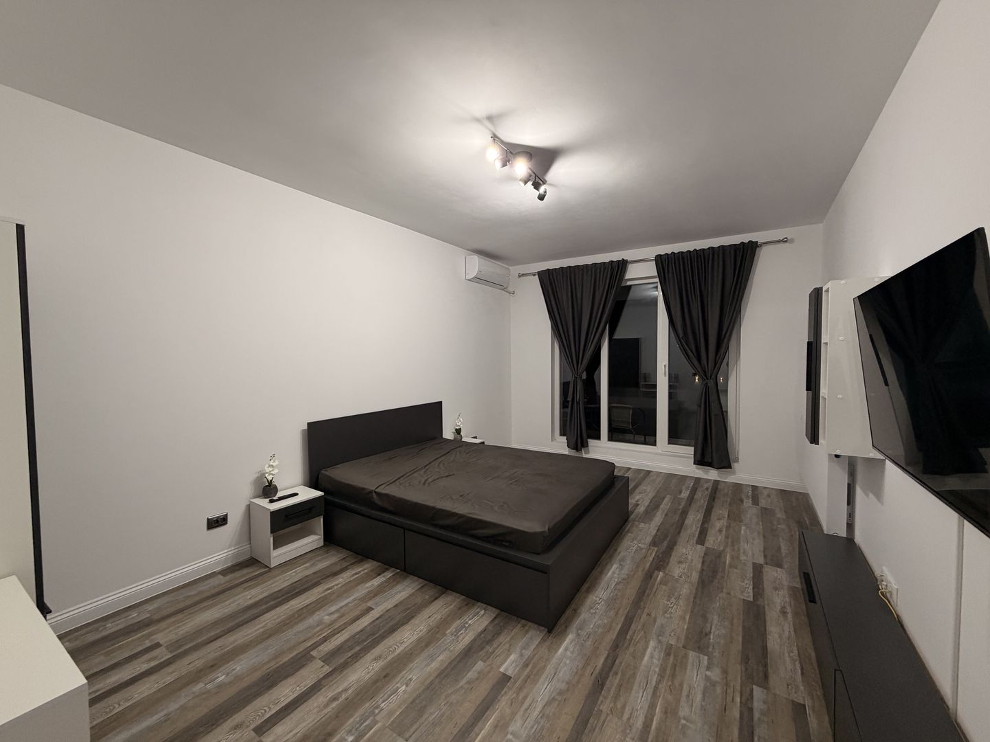 Garsonieră modernă de închiriat – Drumul Taberei, Bloc 2024 - Poză 1