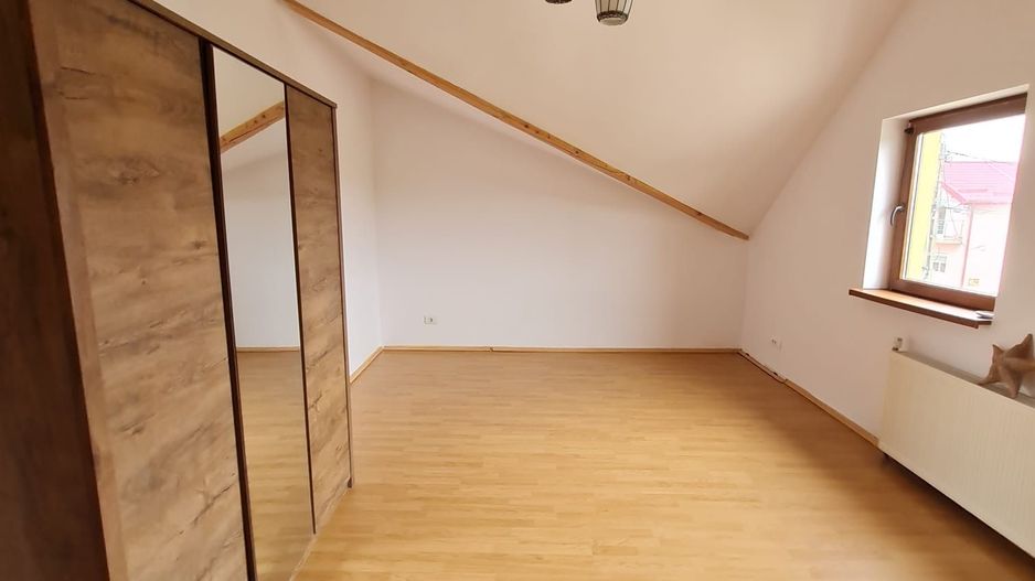 Super oferta!!!Vila spațioasă în Ghiroda! - Poză 16