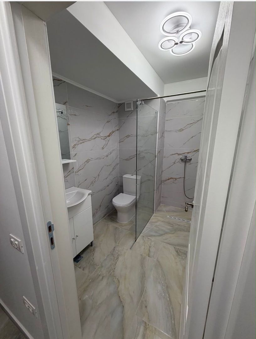 Apartament 2 camere de vanzare Tomis Plus doua locuri parcare - Poză 7