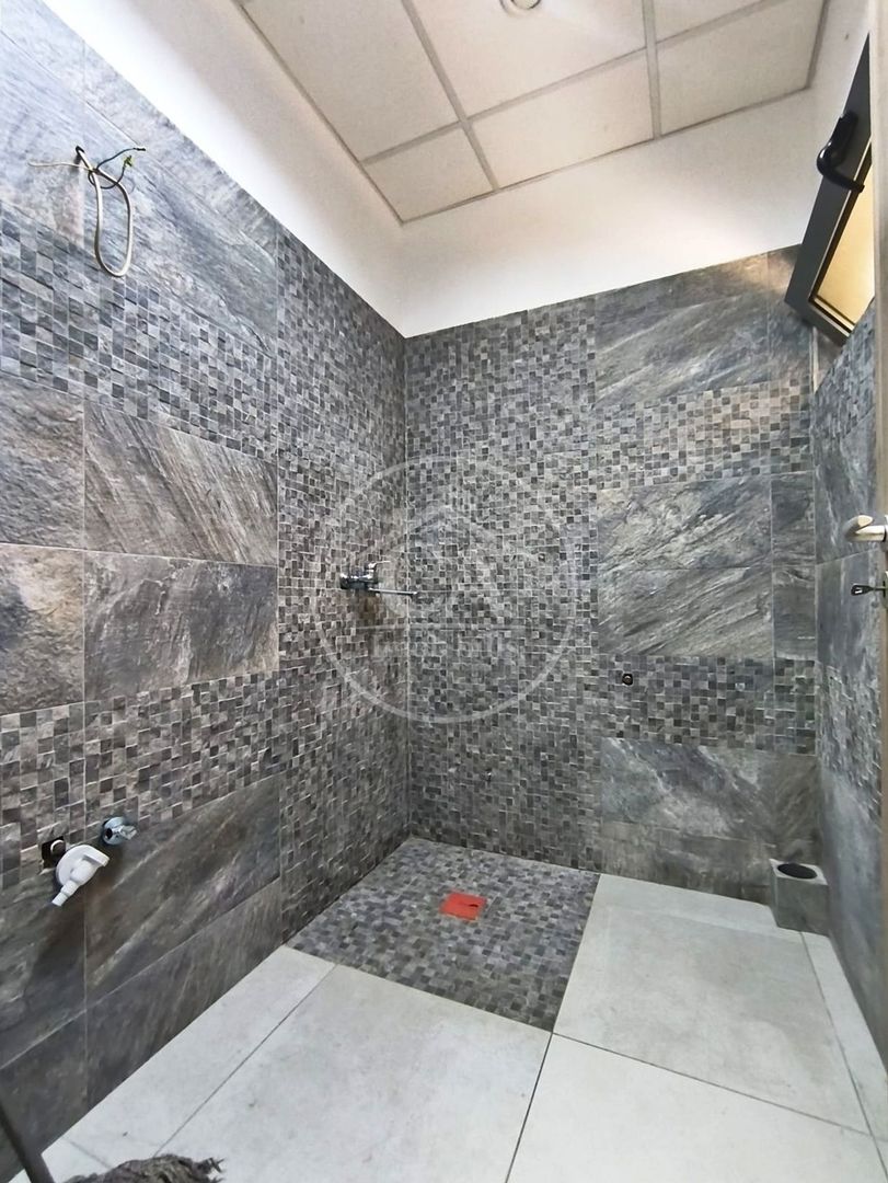 Spatiu comercial de inchiriat de tip S+P+E in zona Rogerius, Oradea - Poză 9