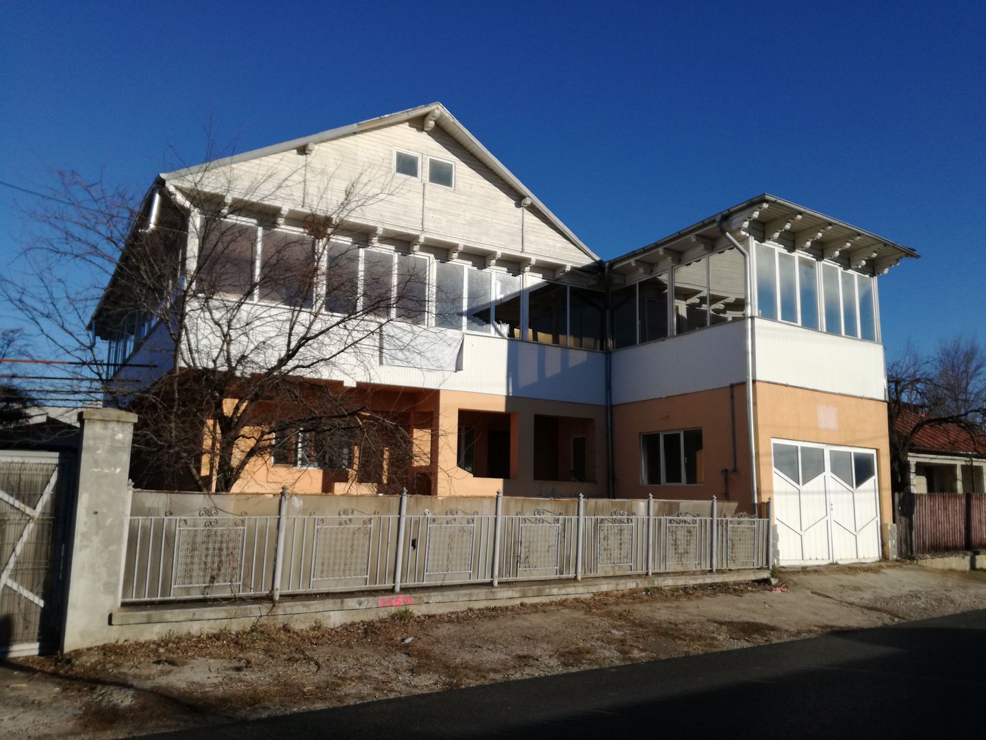 casa Banesti judetul Prahova - Poză 2