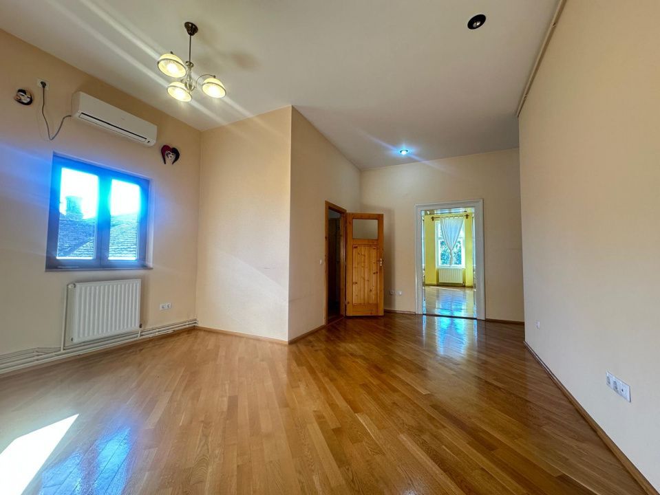 Apartament 4 camere, Str. Cetatii - Sibiu - Poză 10