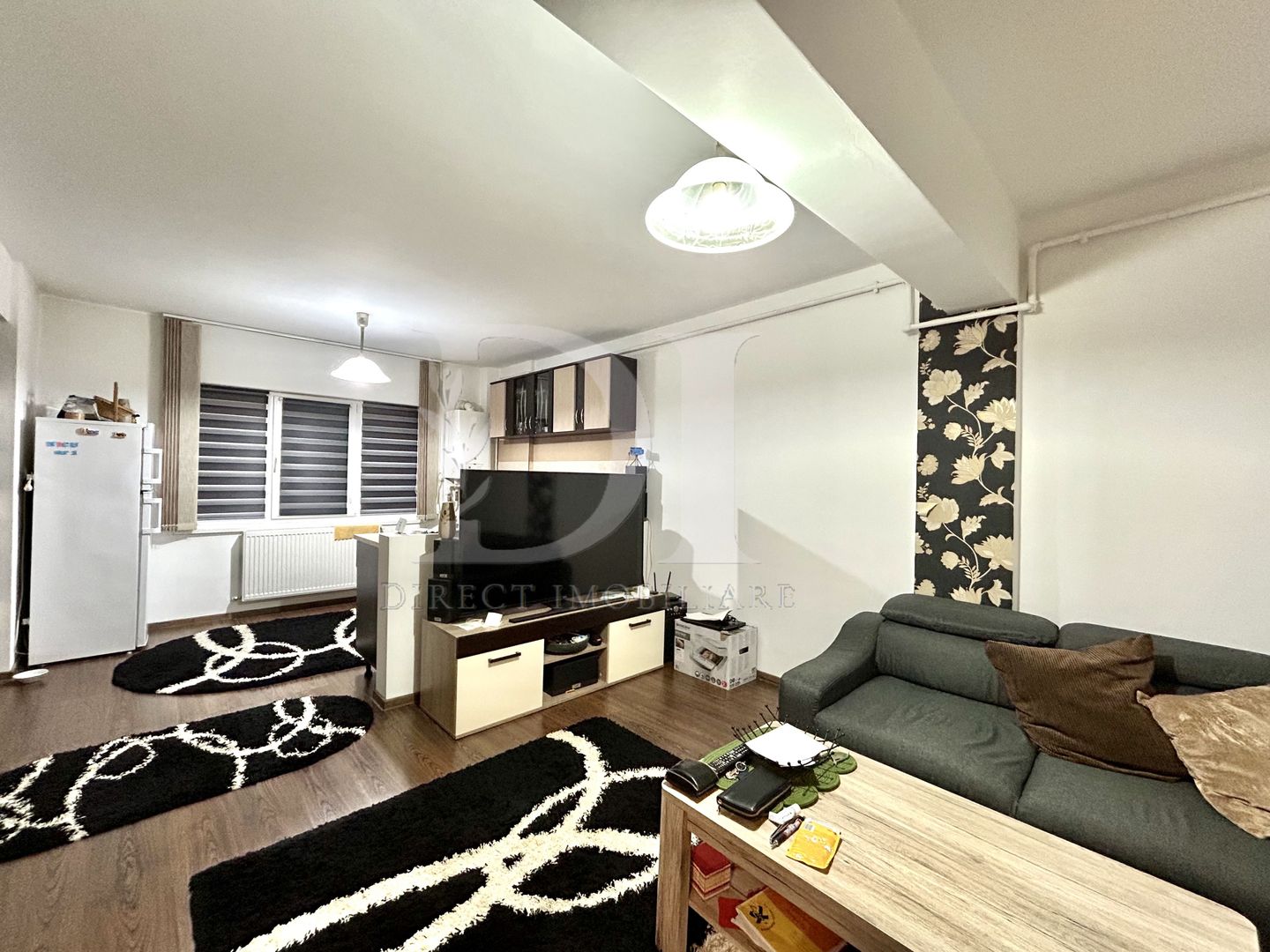 Apartament de vanzare / etaj intermediar / Floresti - Poză 1