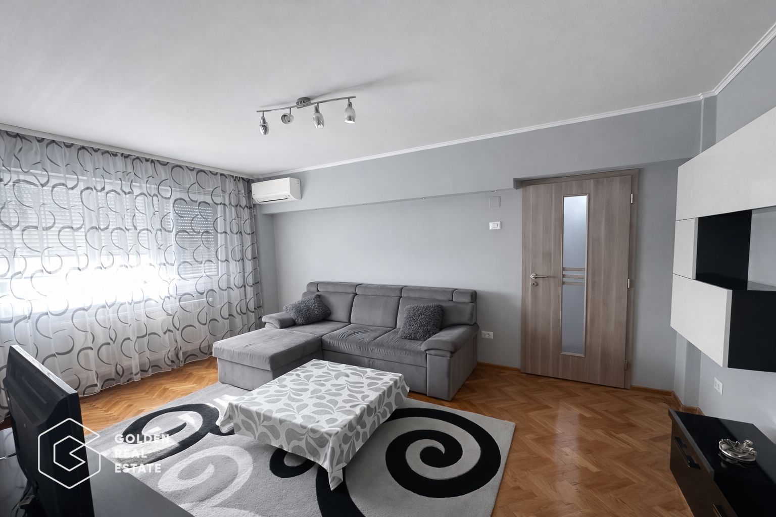 Apartament 3 camere modern, zona Bou Rosu - Poză 1