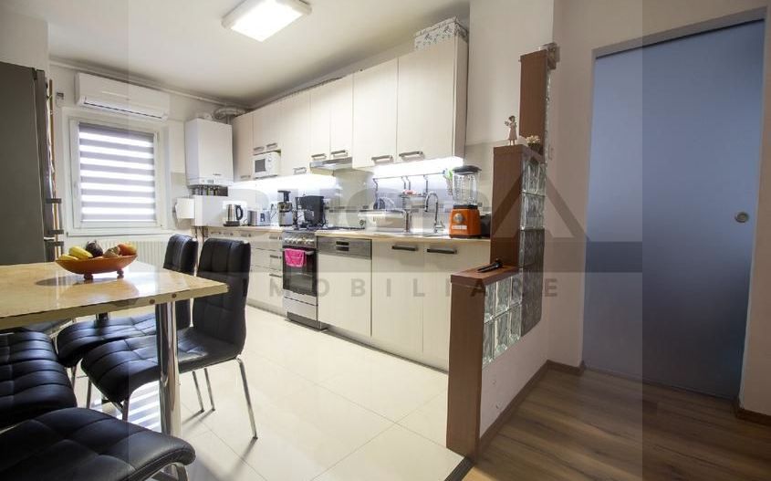 Apartament de 3 camere, decomandat, 2 parcarii, zona Minerva - Poză 6