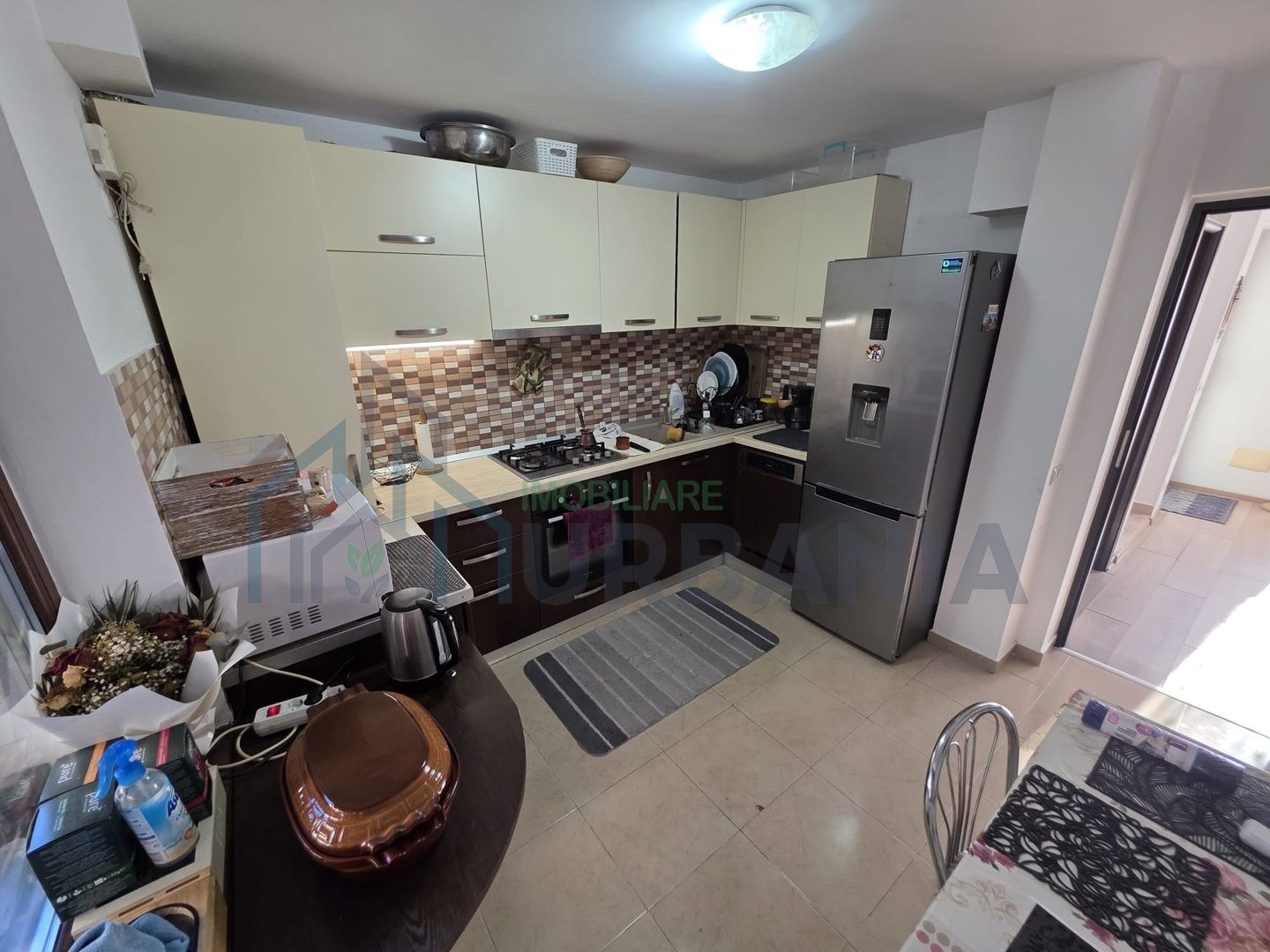 Casă înșiruită mobilată de închiriat în Valea Adâncă, Iași - 3 camere, 2 băi - Poză 8