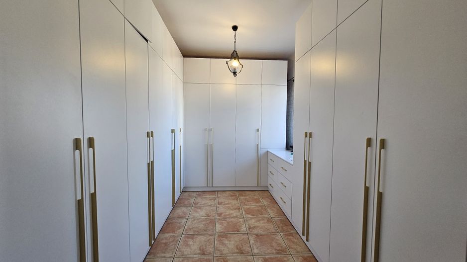 Vilă cu 7 camere în Faleză Nord – acces din 2 străzi/parcare în curte - Poză 11