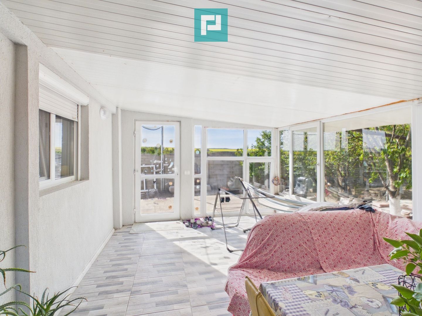 Casă retrasă Pișchia – 4 camere, teren 920 mp - Poză 52