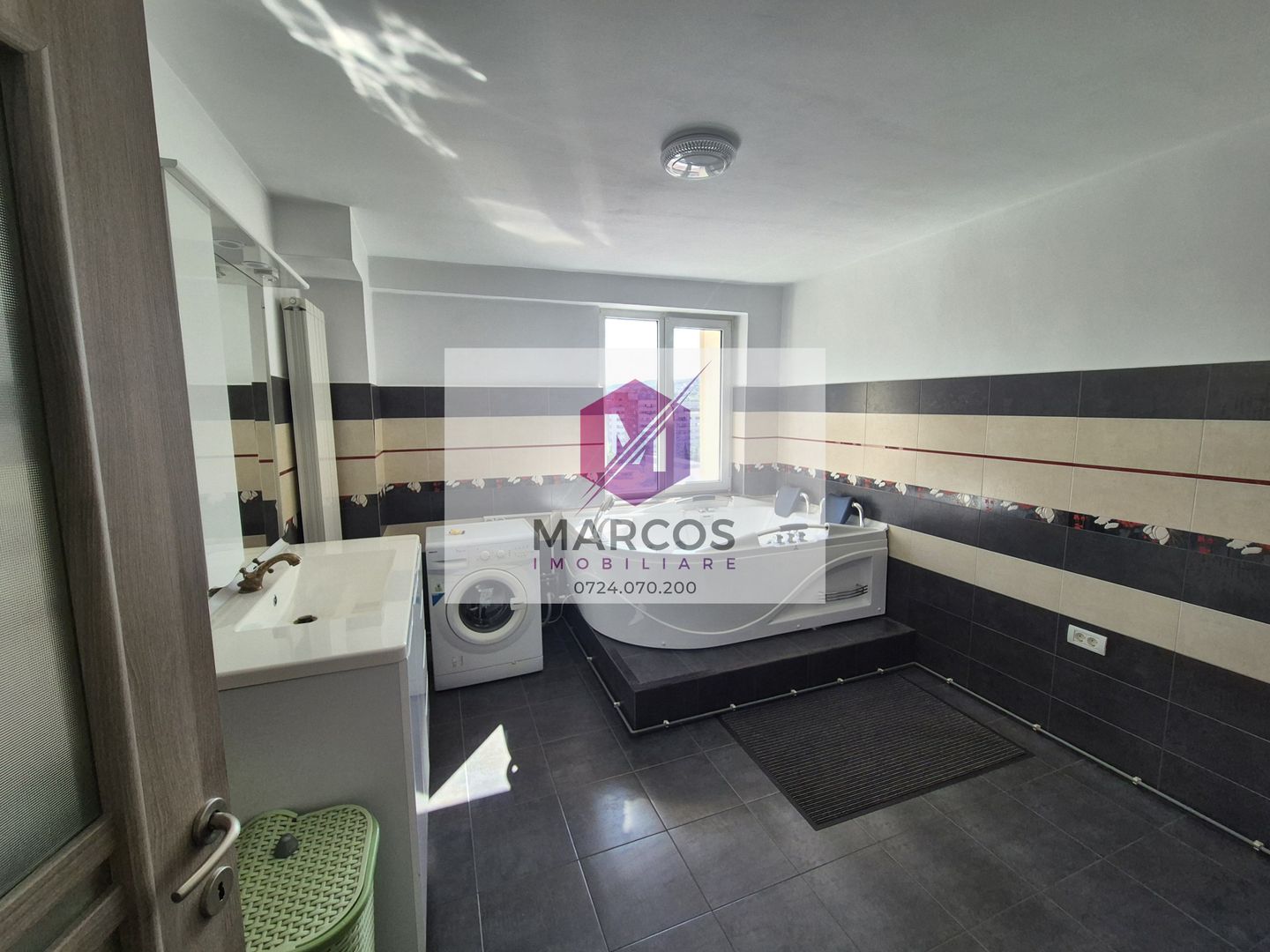 Vand apartament in centru - Poză 13