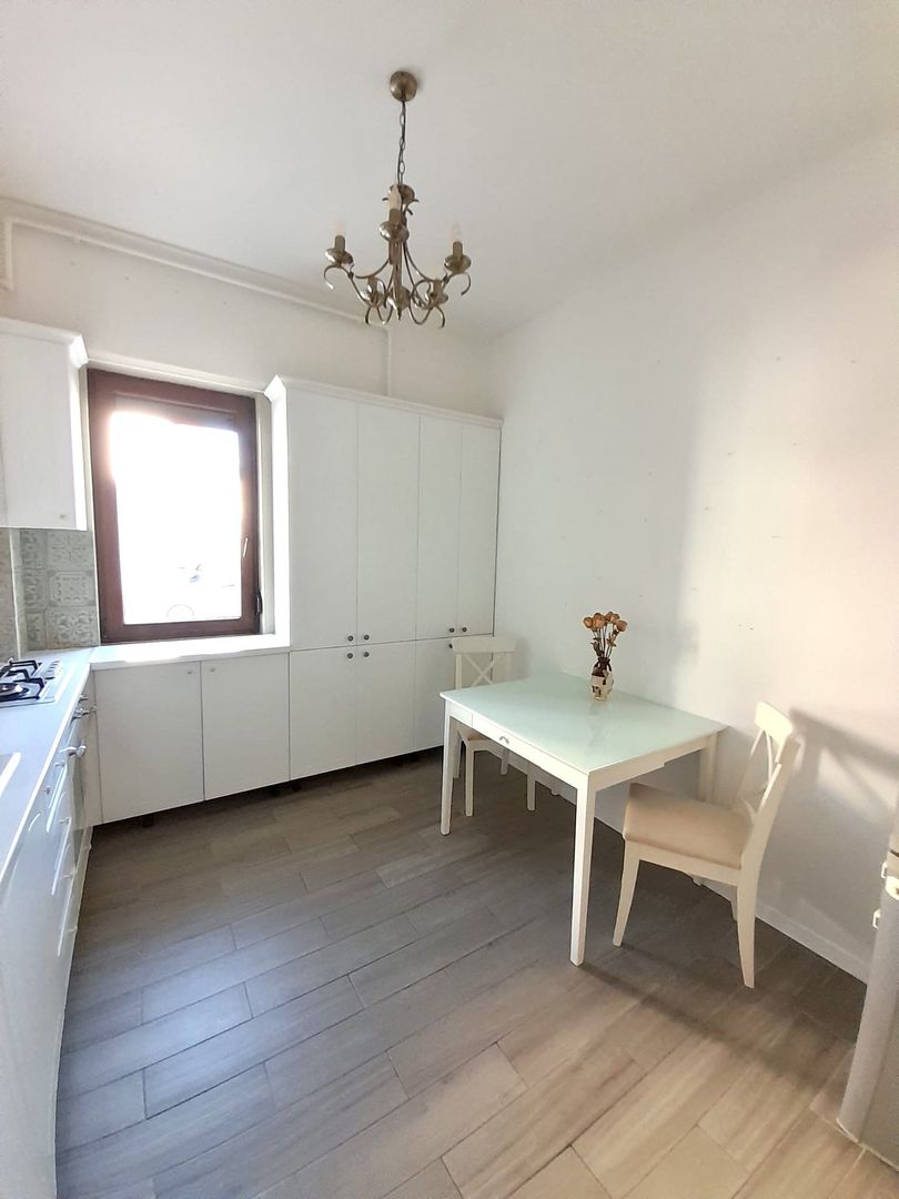 APARTAMENT LA PRIMA INCHIRIERE CU CURTE - Poză 6