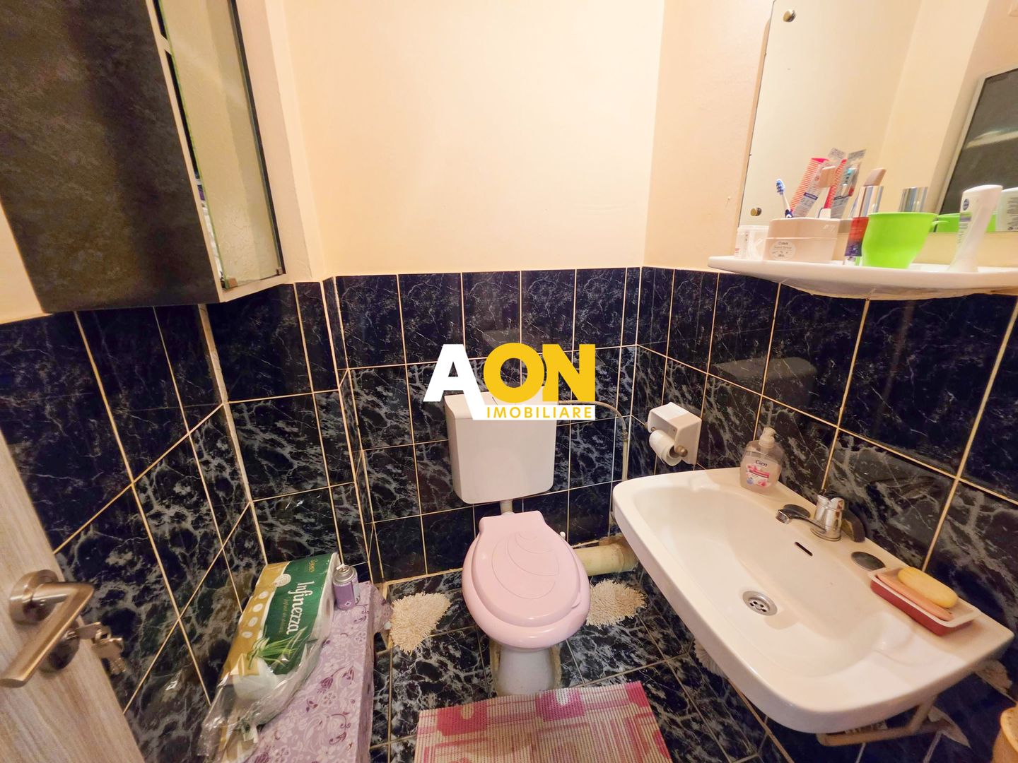 Apartament 3 camere, 65 mp utili, 2 bai, etaj 2, Cetate, zona Stadion - Poză 6