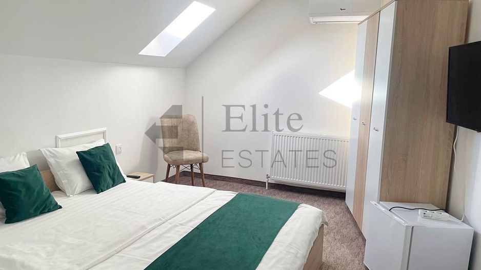 Pensiune de vanzare in statiunea 1 Mai - Poză 1