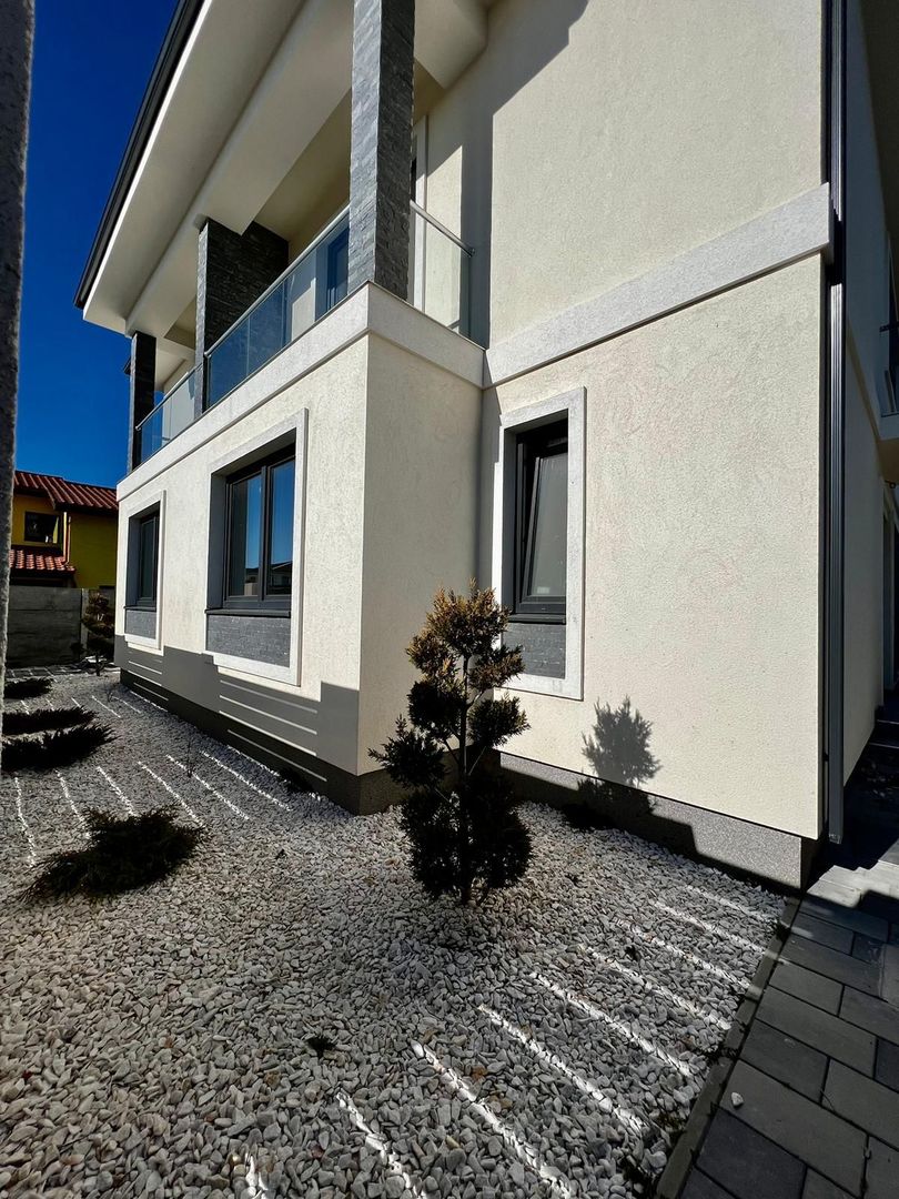 De vanzare Duplex de lux cu regim de inaltime P+1+ M. - Poză 1