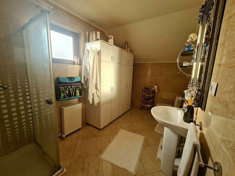 Vila noua, parter + mansarda -  la 10 minute de Galati - Sendreni - Poză 14