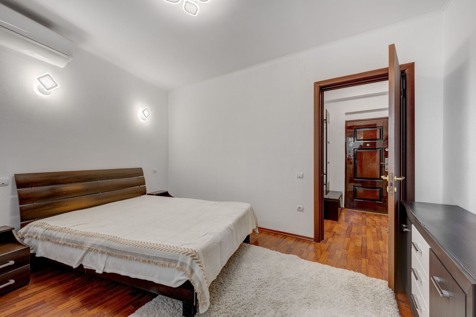 SI CASA SI AFACERE totul sub același acoperiș in Sector 5/Sălaj - LIDL - Poză 34