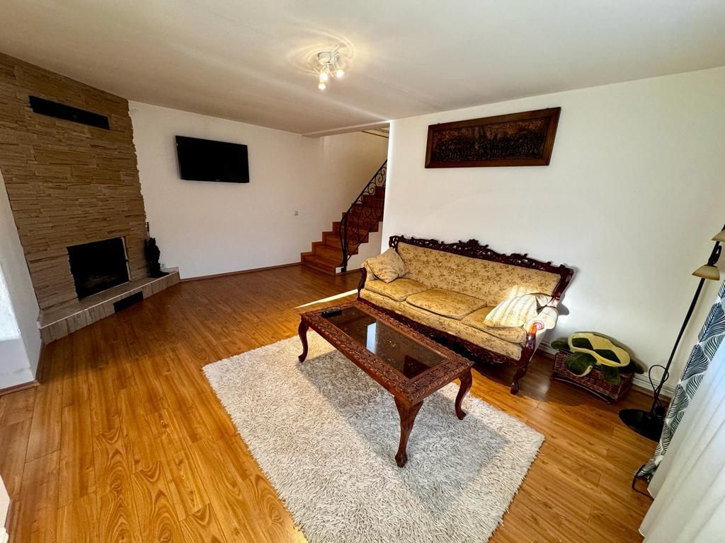 Vanzare casa ideal 2 familii padurea Romanesti - Poză 29