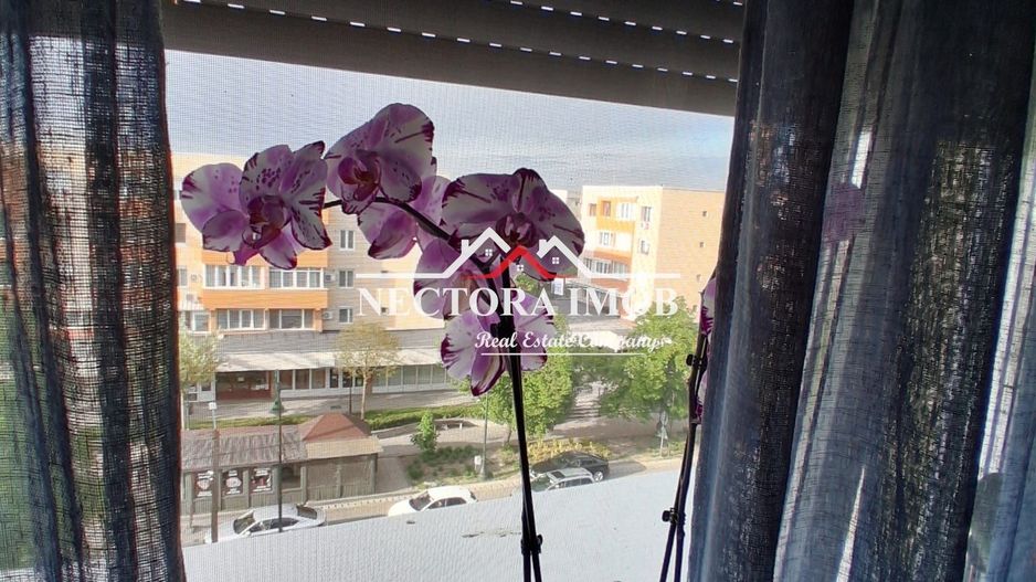 Apartament ULTRACENTRAL SALONTA, 3 camere, 74 mp, mobilat/utilat total - Poză 15