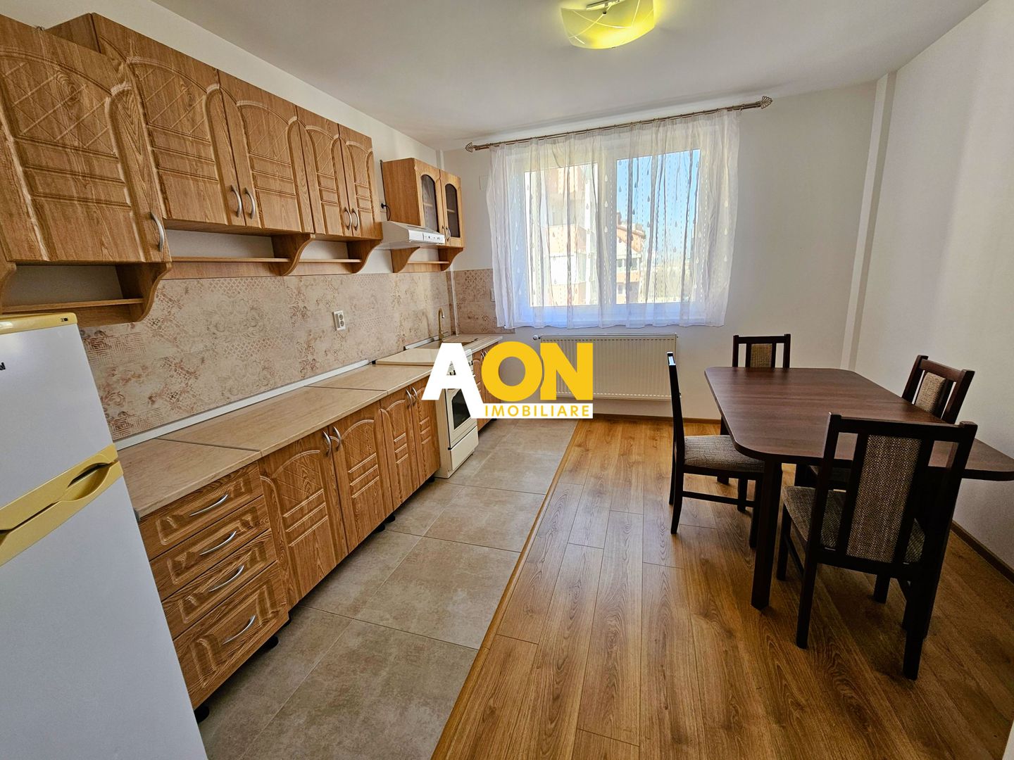 Penthouse pe două niveluri, panouri solare, terasă de 50 mp, boxă - Poză 5