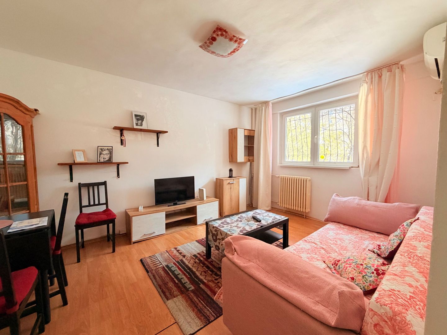 | Apartament de Inchiriat | 2 Camere | Dr.Taberei | Val. Argesului 6 | - Poză 9