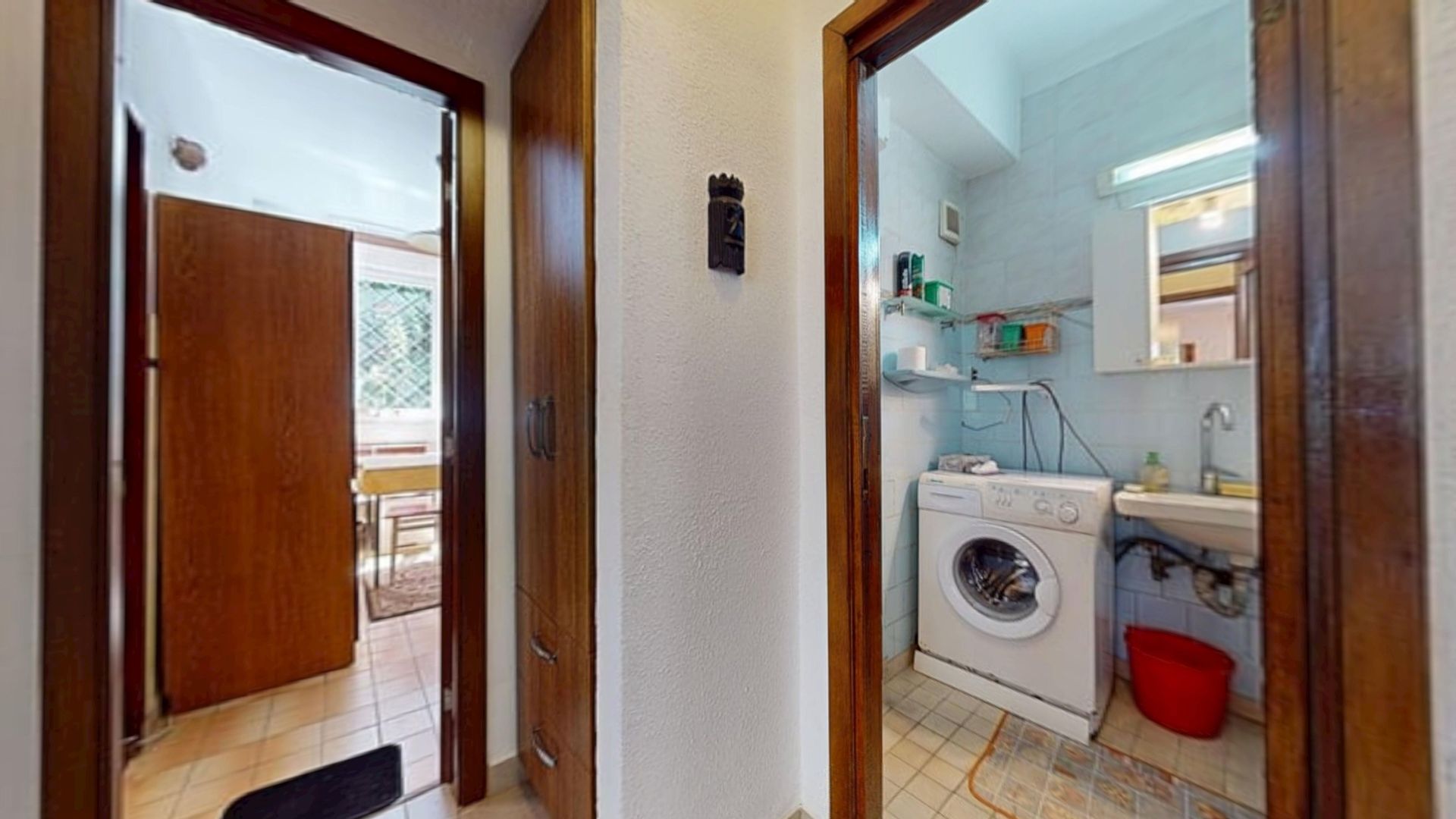 Apartament 2 ,5 camere,  cu gradina,  in centrul orasului Brasov - Poză 9
