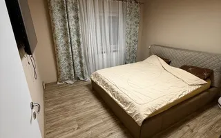 Etaj 2 , 3 camere decomandat Soarelui - Poză 11