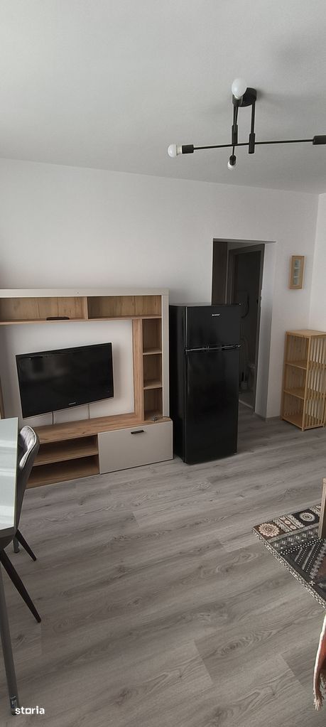 Apartament 2 camere renovat, metrou Parc Drumul Taberei, - Poză 4