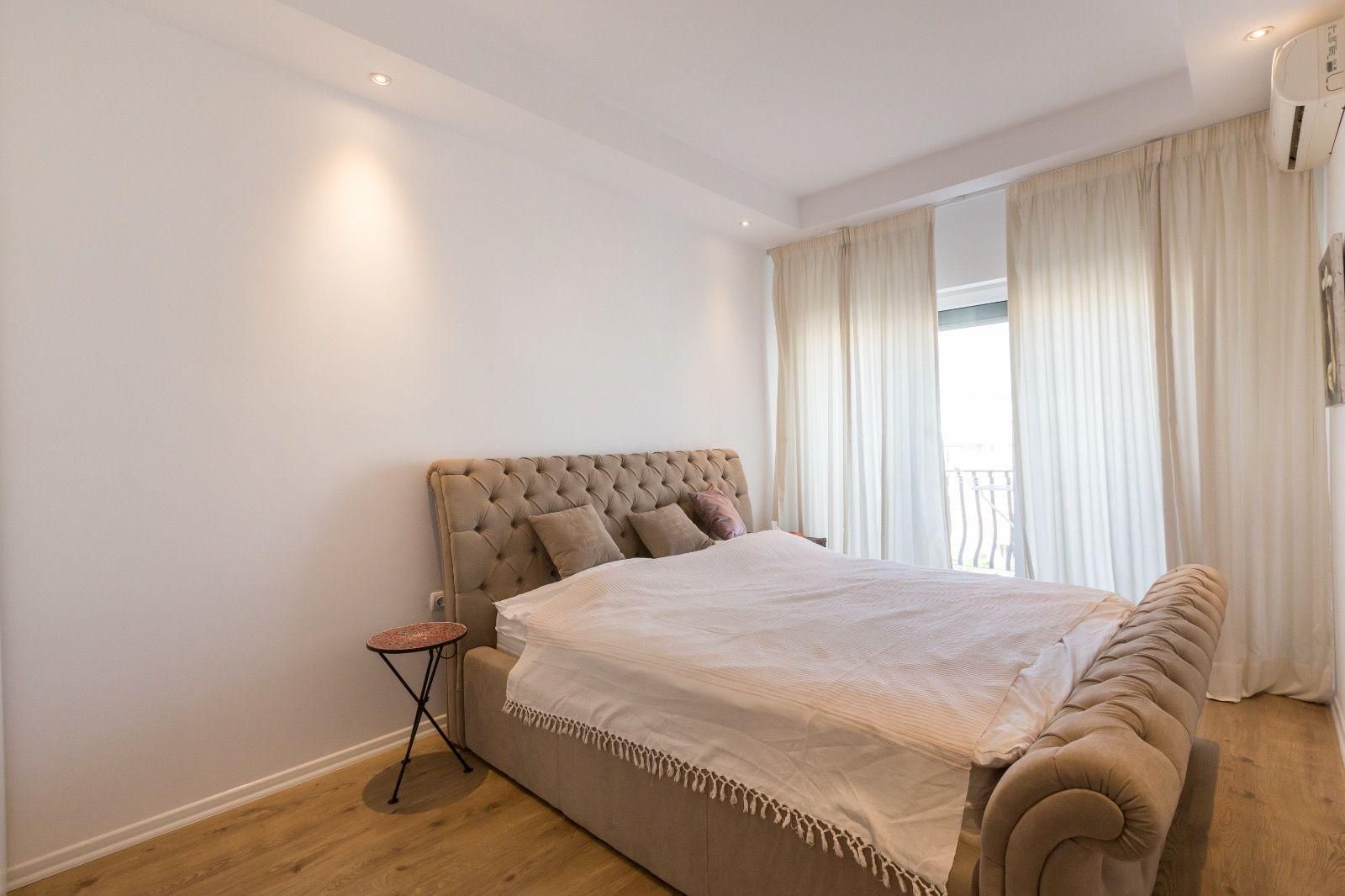 3 Camere Cosmopolis Parcare Terasa L322 - Poză 1