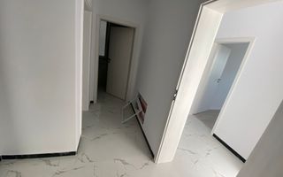 Giroc-Neptun | 3 Camere | Curte proprie | Decomandat | Lift | Disponibil imediat - Poză 8