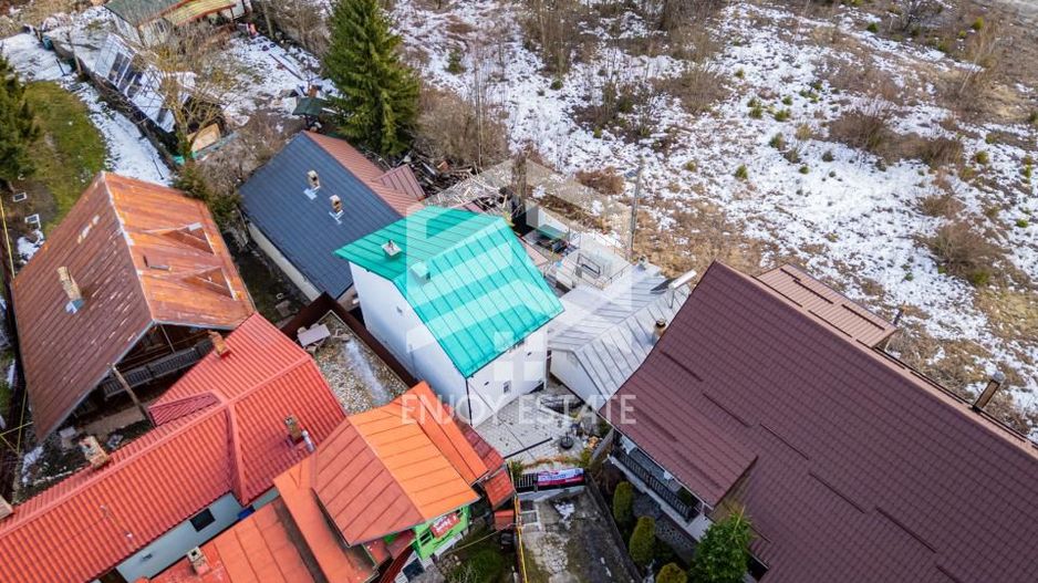 Casă individuală, vedere către Bucegi, la 300 m de Centru, Gară sau Cantacuzino - Poză 33