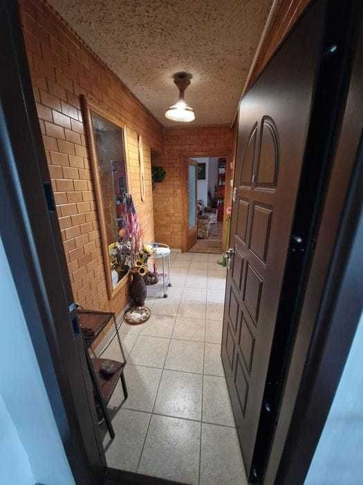 BRASADAS vinde ap 3 cam etaj 4/4 in Carpati 2. - Poză 3