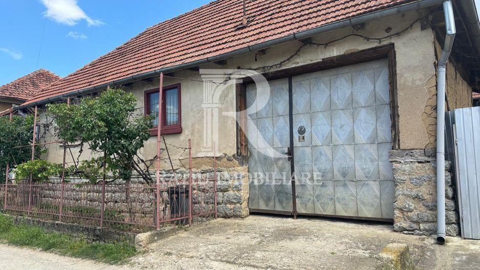 De vanzare | Casa veche in Cosdeni | Bihor | 23000  € - Poză 1