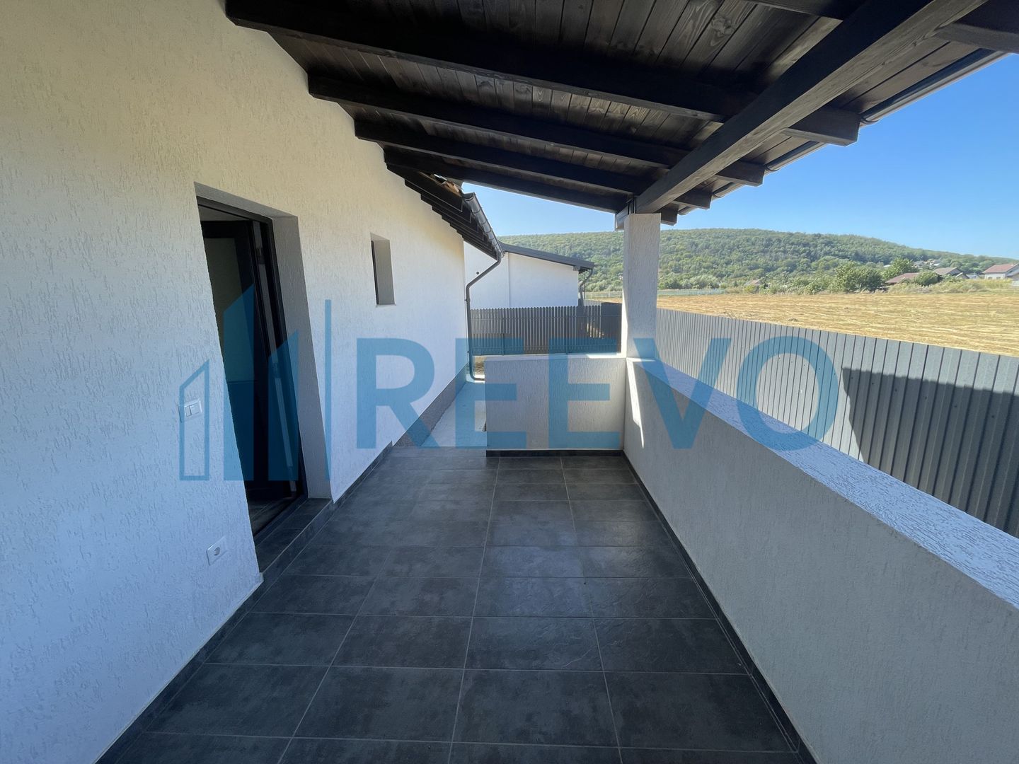 Casă de închiriat în Hemeiuș - Poză 6