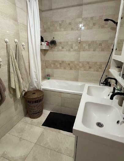 APARTAMENT CU PARCARE SI TERASA ZONA CALEA CALARASILOR - Poză 13