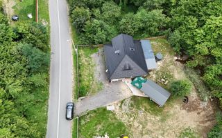 Cabană din lemn rotund, 210mp, ciubăr, jacuzzi, foișor, localitatea Băișoara - Poză 2