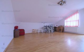 DOBROESTI - Str. Doinei, vila P+E+M, 6 camere, 3 bai cu fininsaje LUX - Poză 18