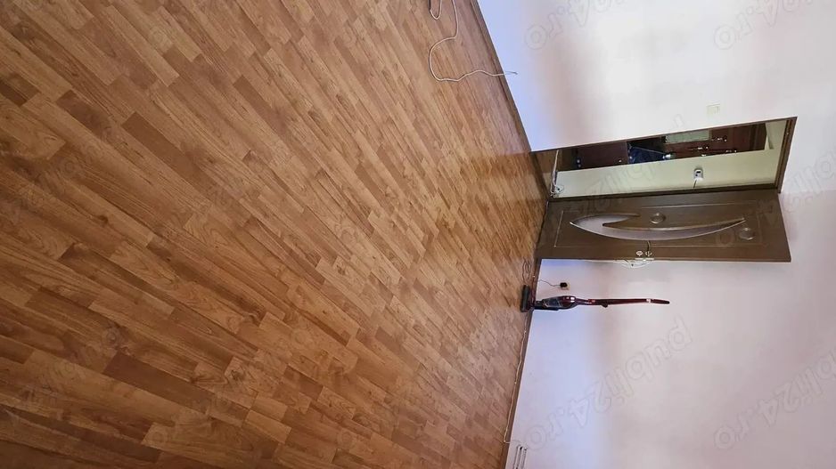 Vand ap 2 cam etaj 3/4 in Carpati II. - Poză 7